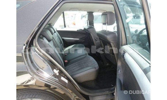 Buy Import Mercedes-Benz 190 Black Car in Import - Dubai in Bumthang Buy Import Mercedes-Benz 190 Black Car in Import - Dubai in Bumthang