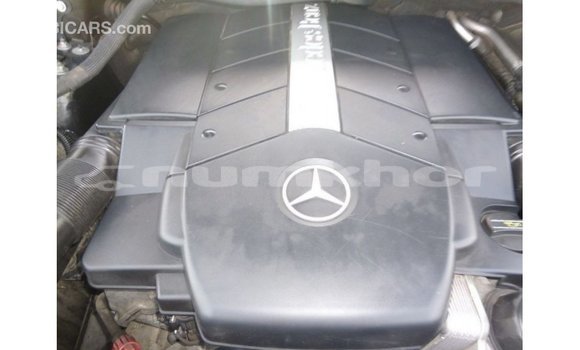 Buy Import Mercedes-Benz 190 Black Car in Import - Dubai in Bumthang Buy Import Mercedes-Benz 190 Black Car in Import - Dubai in Bumthang