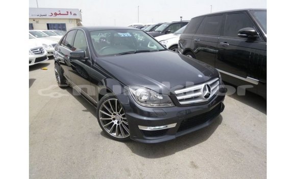 Buy Import Mercedes-Benz 190 Black Car in Import - Dubai in Bumthang Buy Import Mercedes-Benz 190 Black Car in Import - Dubai in Bumthang