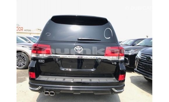 Buy Import Toyota Land Cruiser Black Car in Import - Dubai in Bumthang Buy Import Toyota Land Cruiser Black Car in Import - Dubai in Bumthang
