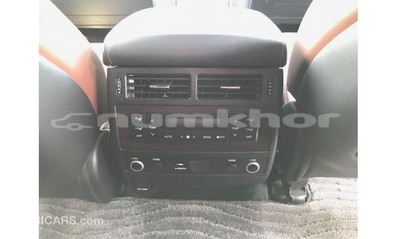 Buy Import Toyota Land Cruiser Black Car in Import - Dubai in Bumthang Buy Import Toyota Land Cruiser Black Car in Import - Dubai in Bumthang