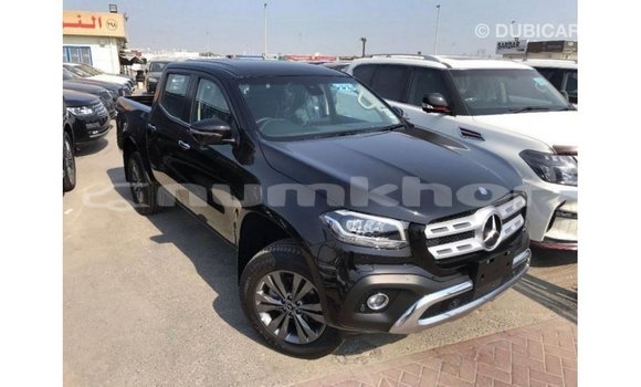Buy Import Mercedes-Benz 250 Black Car in Import - Dubai in Bumthang Buy Import Mercedes-Benz 250 Black Car in Import - Dubai in Bumthang