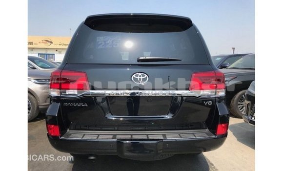 Buy Import Toyota Land Cruiser Black Car in Import - Dubai in Bumthang Buy Import Toyota Land Cruiser Black Car in Import - Dubai in Bumthang
