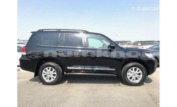 Buy Import Toyota Land Cruiser Black Car in Import - Dubai in Bumthang Buy Import Toyota Land Cruiser Black Car in Import - Dubai in Bumthang