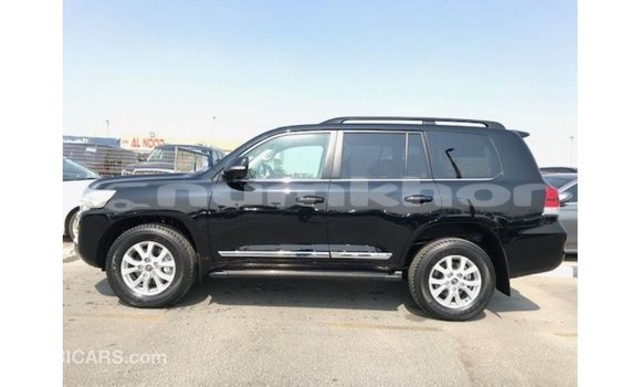 Buy Import Toyota Land Cruiser Black Car in Import - Dubai in Bumthang Buy Import Toyota Land Cruiser Black Car in Import - Dubai in Bumthang