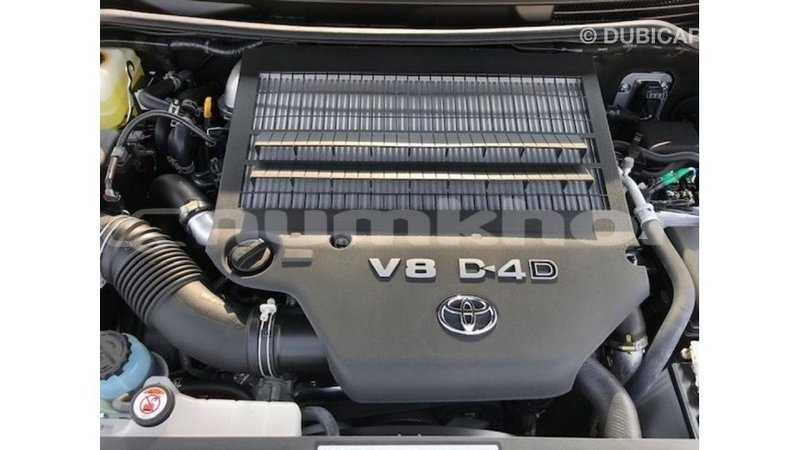 Big with watermark toyota land cruiser bumthang import dubai 2730