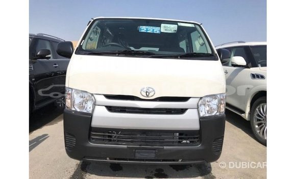 Buy Import Toyota Hiace White Car in Import - Dubai in Bumthang Buy Import Toyota Hiace White Car in Import - Dubai in Bumthang