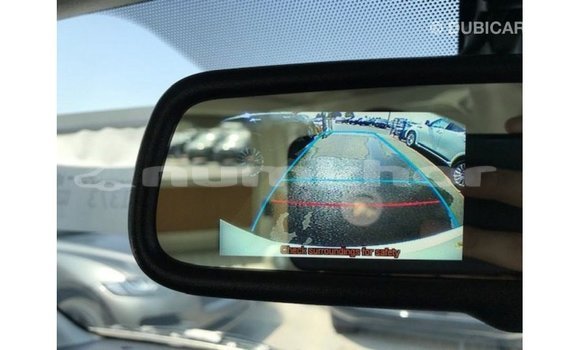 Buy Import Toyota Hiace White Car in Import - Dubai in Bumthang Buy Import Toyota Hiace White Car in Import - Dubai in Bumthang