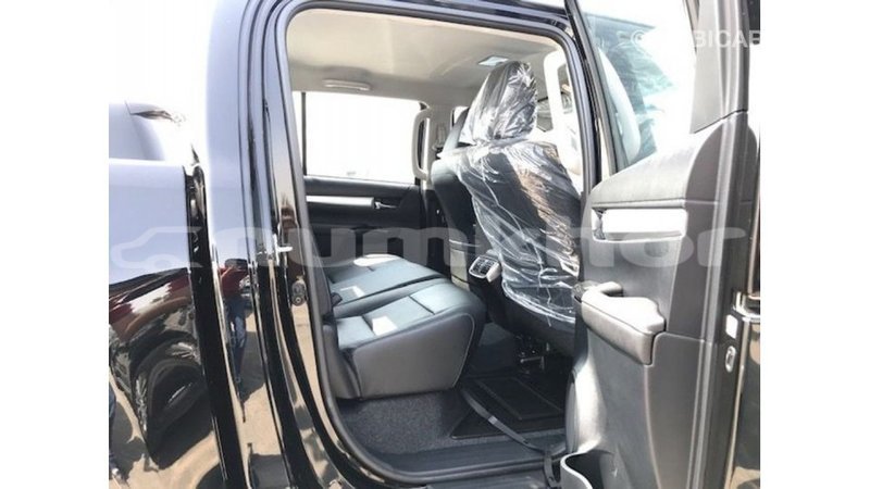 Big with watermark toyota hilux bumthang import dubai 2736