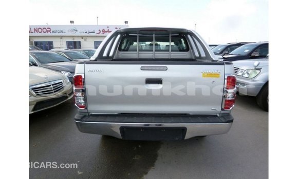 Buy Import Toyota Hilux Other Car in Import - Dubai in Bumthang Buy Import Toyota Hilux Other Car in Import - Dubai in Bumthang