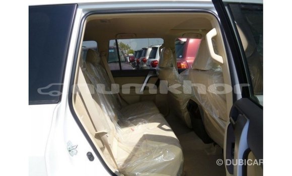 Buy Import Toyota Prado White Car in Import - Dubai in Bumthang Buy Import Toyota Prado White Car in Import - Dubai in Bumthang