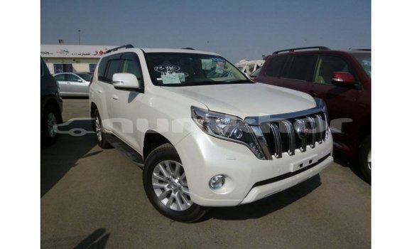Buy Import Toyota Prado White Car in Import - Dubai in Bumthang Buy Import Toyota Prado White Car in Import - Dubai in Bumthang