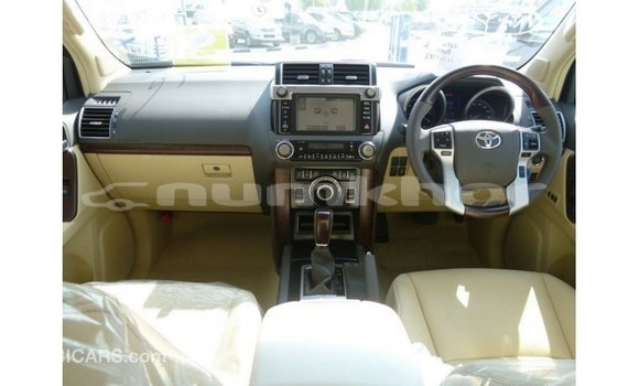Buy Import Toyota Prado White Car in Import - Dubai in Bumthang Buy Import Toyota Prado White Car in Import - Dubai in Bumthang