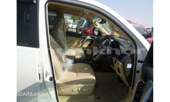 Buy Import Toyota Prado White Car in Import - Dubai in Bumthang Buy Import Toyota Prado White Car in Import - Dubai in Bumthang