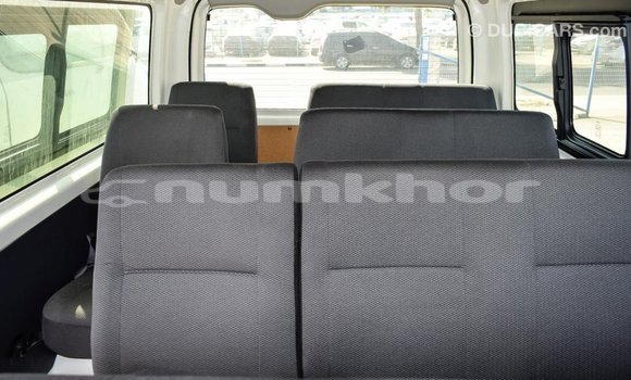 Buy Import Toyota Hiace White Car in Import - Dubai in Bumthang Buy Import Toyota Hiace White Car in Import - Dubai in Bumthang