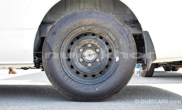 Buy Import Toyota Hiace White Car in Import - Dubai in Bumthang Buy Import Toyota Hiace White Car in Import - Dubai in Bumthang