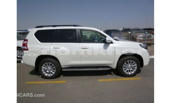 Buy Import Toyota Prado White Car in Import - Dubai in Bumthang Buy Import Toyota Prado White Car in Import - Dubai in Bumthang
