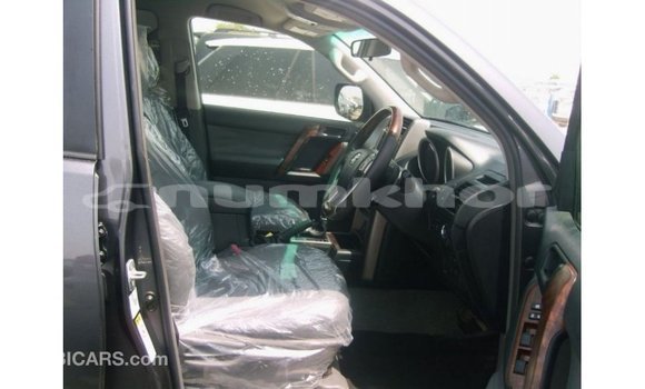 Buy Import Toyota Prado Other Car in Import - Dubai in Bumthang Buy Import Toyota Prado Other Car in Import - Dubai in Bumthang