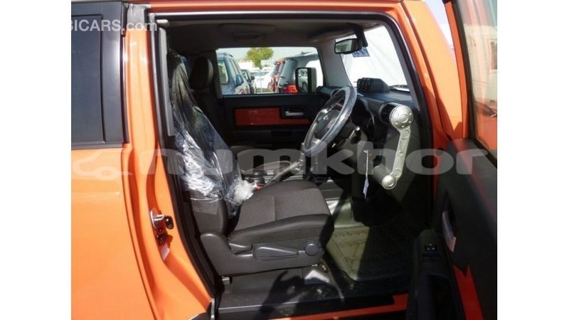 Big with watermark toyota fj cruiser bumthang import dubai 2780