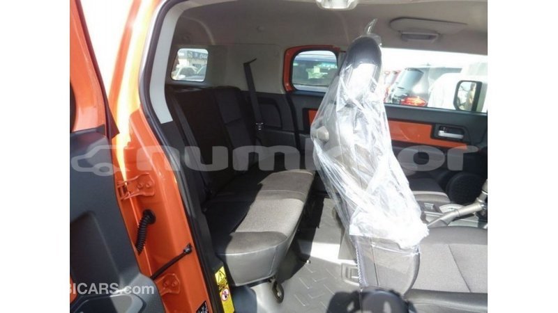 Big with watermark toyota fj cruiser bumthang import dubai 2780