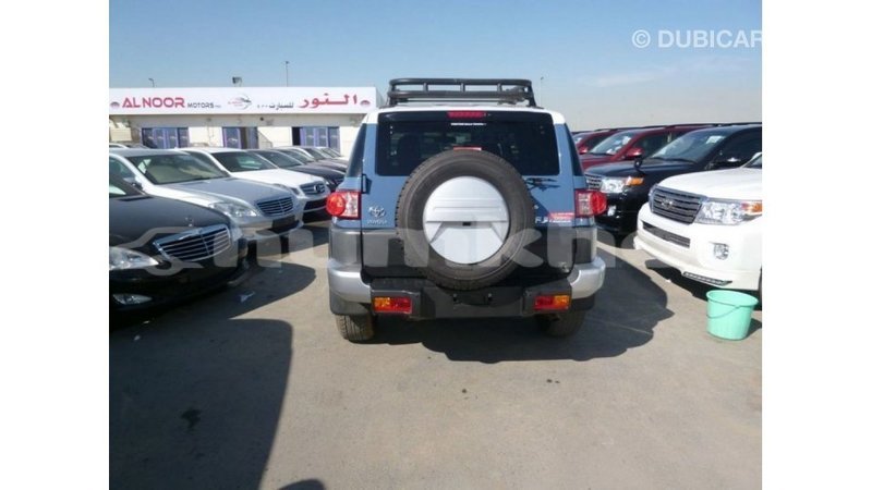 Big with watermark toyota fj cruiser bumthang import dubai 2782