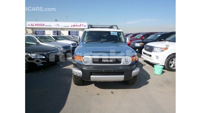 Big with watermark toyota fj cruiser bumthang import dubai 2782