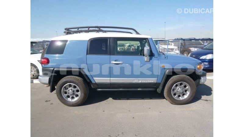 Big with watermark toyota fj cruiser bumthang import dubai 2782