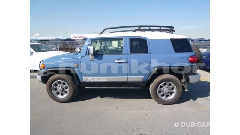 Big with watermark toyota fj cruiser bumthang import dubai 2782