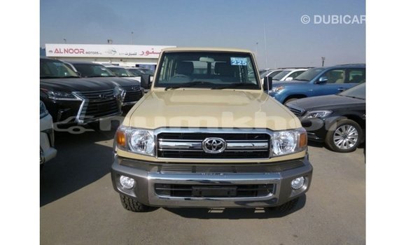Buy Import Toyota Land Cruiser Beige Car in Import - Dubai in Bumthang Buy Import Toyota Land Cruiser Beige Car in Import - Dubai in Bumthang