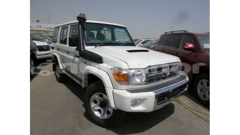 Big with watermark toyota land cruiser bumthang import dubai 2787
