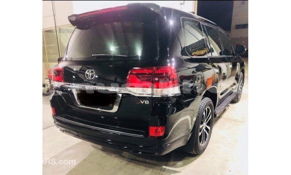 Buy Import Toyota Land Cruiser Black Car in Import - Dubai in Bumthang Buy Import Toyota Land Cruiser Black Car in Import - Dubai in Bumthang