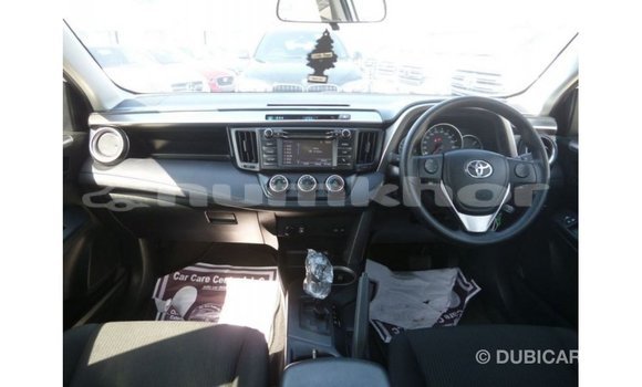 Buy Import Toyota 4Runner White Car in Import - Dubai in Bumthang Buy Import Toyota 4Runner White Car in Import - Dubai in Bumthang