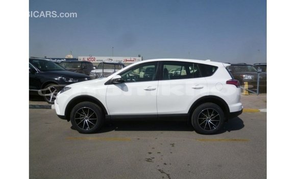 Buy Import Toyota 4Runner White Car in Import - Dubai in Bumthang Buy Import Toyota 4Runner White Car in Import - Dubai in Bumthang