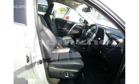 Buy Import Toyota 4Runner Other Car in Import - Dubai in Bumthang Buy Import Toyota 4Runner Other Car in Import - Dubai in Bumthang