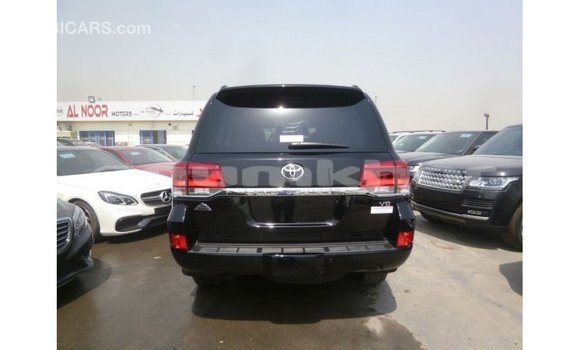 Buy Import Toyota Land Cruiser Black Car in Import - Dubai in Bumthang Buy Import Toyota Land Cruiser Black Car in Import - Dubai in Bumthang