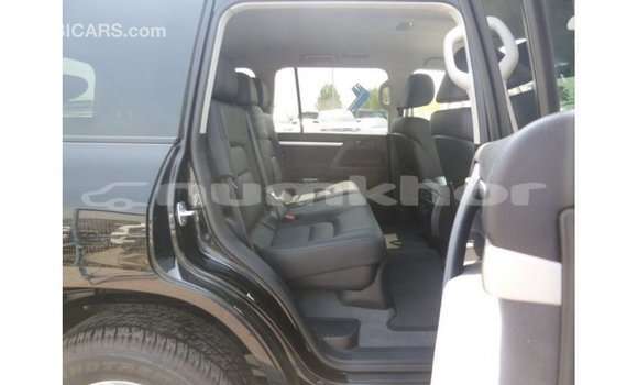 Buy Import Toyota Land Cruiser Black Car in Import - Dubai in Bumthang Buy Import Toyota Land Cruiser Black Car in Import - Dubai in Bumthang