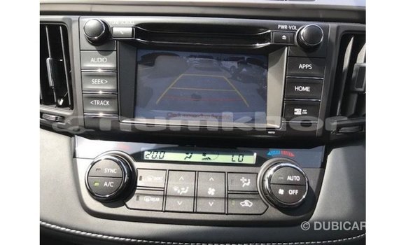 Buy Import Toyota 4Runner White Car in Import - Dubai in Bumthang Buy Import Toyota 4Runner White Car in Import - Dubai in Bumthang