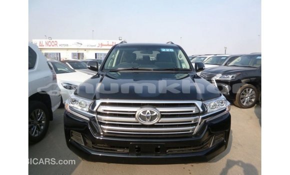 Buy Import Toyota Land Cruiser Black Car in Import - Dubai in Bumthang Buy Import Toyota Land Cruiser Black Car in Import - Dubai in Bumthang