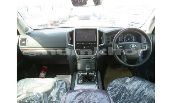Buy Import Toyota Land Cruiser Other Car in Import - Dubai in Bumthang Buy Import Toyota Land Cruiser Other Car in Import - Dubai in Bumthang
