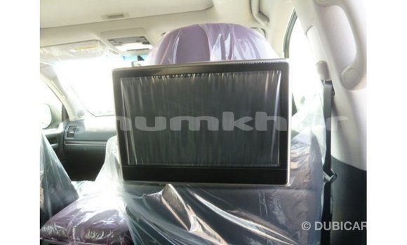 Buy Import Toyota Land Cruiser Other Car in Import - Dubai in Bumthang Buy Import Toyota Land Cruiser Other Car in Import - Dubai in Bumthang