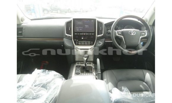 Buy Import Toyota Land Cruiser Black Car in Import - Dubai in Bumthang Buy Import Toyota Land Cruiser Black Car in Import - Dubai in Bumthang