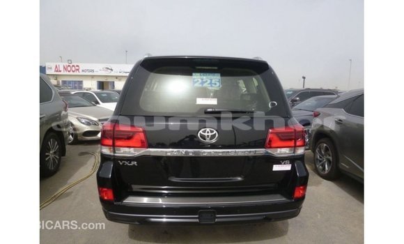 Buy Import Toyota Land Cruiser Black Car in Import - Dubai in Bumthang Buy Import Toyota Land Cruiser Black Car in Import - Dubai in Bumthang