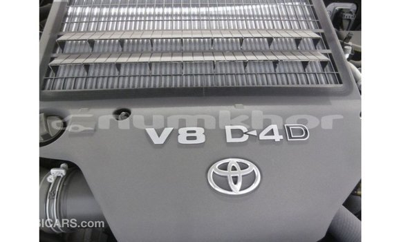 Buy Import Toyota Land Cruiser Black Car in Import - Dubai in Bumthang Buy Import Toyota Land Cruiser Black Car in Import - Dubai in Bumthang