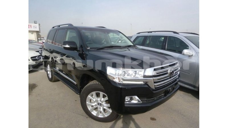 Big with watermark toyota land cruiser bumthang import dubai 2809