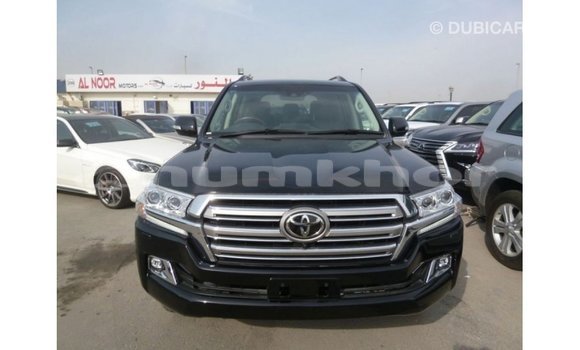Buy Import Toyota Land Cruiser Black Car in Import - Dubai in Bumthang Buy Import Toyota Land Cruiser Black Car in Import - Dubai in Bumthang