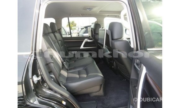Buy Import Toyota Land Cruiser Black Car in Import - Dubai in Bumthang Buy Import Toyota Land Cruiser Black Car in Import - Dubai in Bumthang