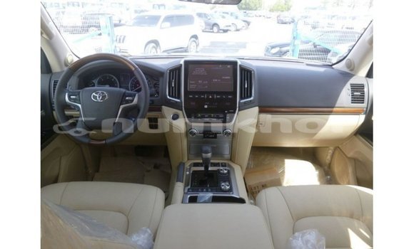 Buy Import Toyota Land Cruiser Other Car in Import - Dubai in Bumthang Buy Import Toyota Land Cruiser Other Car in Import - Dubai in Bumthang