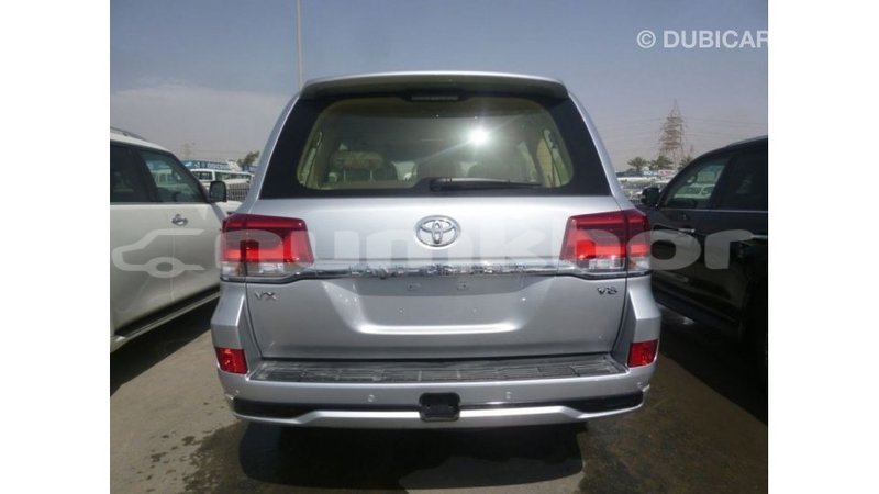 Big with watermark toyota land cruiser bumthang import dubai 2810