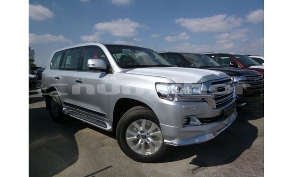 Buy Import Toyota Land Cruiser Other Car in Import - Dubai in Bumthang Buy Import Toyota Land Cruiser Other Car in Import - Dubai in Bumthang