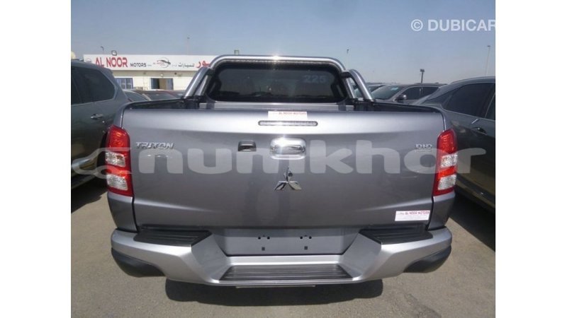 Big with watermark mitsubishi i bumthang import dubai 2816